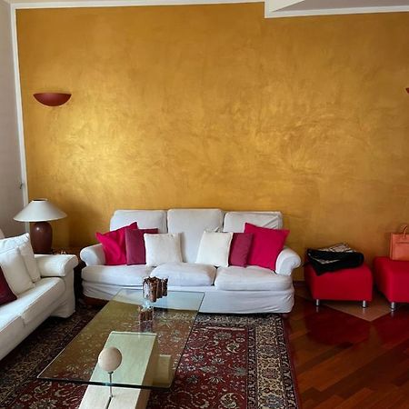Zen Apartment Located In Turin Pre Hill Εξωτερικό φωτογραφία