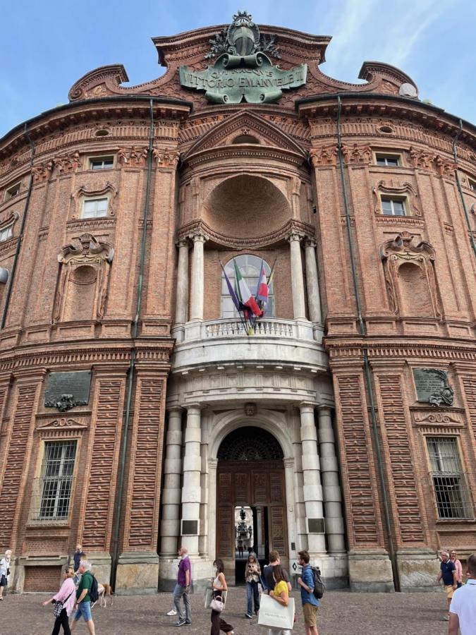 Zen Apartment Located In Turin Pre Hill Εξωτερικό φωτογραφία
